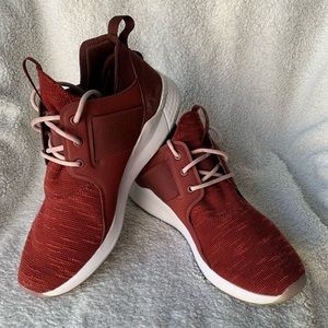 Reebok sneakers, wine and blush, size 10